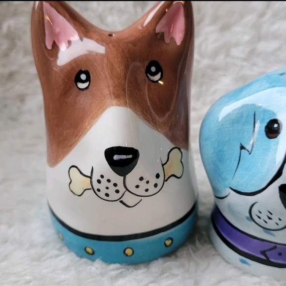 Y2K 2001 Dogzilla Ceramic Dog Head Salt & Pepper Shakers - Picture 2 of 5